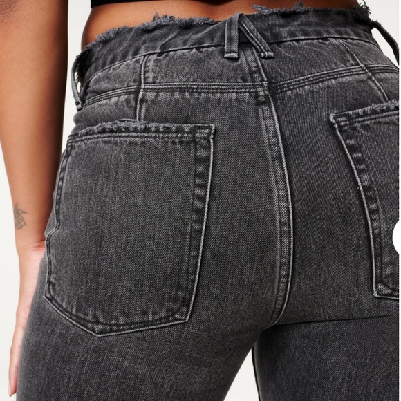 NWT GOOD AMERICAN | Icon straight vintage look distressed black denim jeans sz 6 - Picture 3 of 13